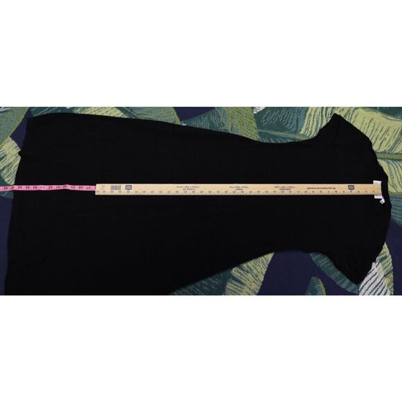 Marian & Maral Knee Length Body Con Fit and Flare Size Medium Short Sleeve (H) - Picture 7 of 7